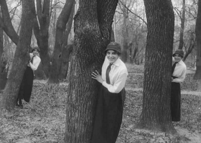 Кадр из фильма «Барышня и хулиган» (1918)